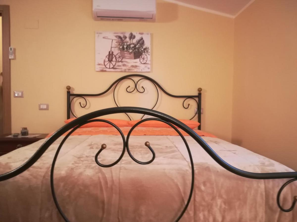 La Corta Di Spello Camere Экстерьер фото