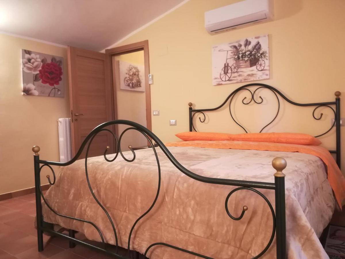 La Corta Di Spello Camere Экстерьер фото
